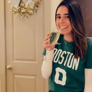 Meet your Posher, Daniela